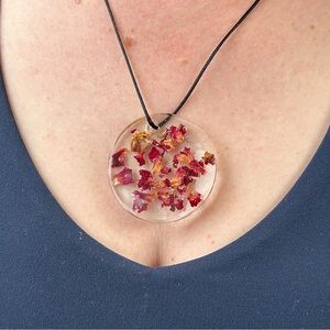 Handmade Floral Real Rosebud Resin Pendant Necklace/Car Decor